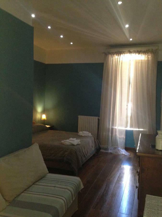 B & B Luca Giordano N6 Naples Exterior photo